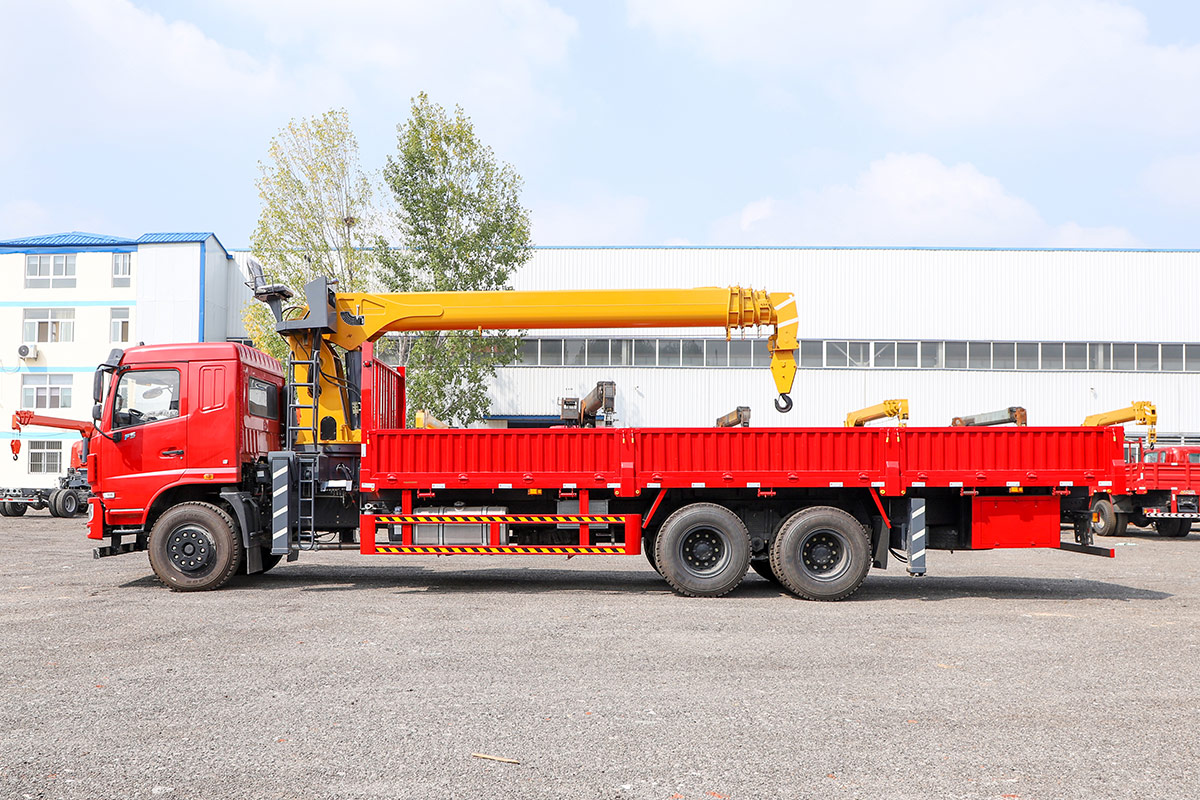 Routine maintenance and servicing methods for truck cranes